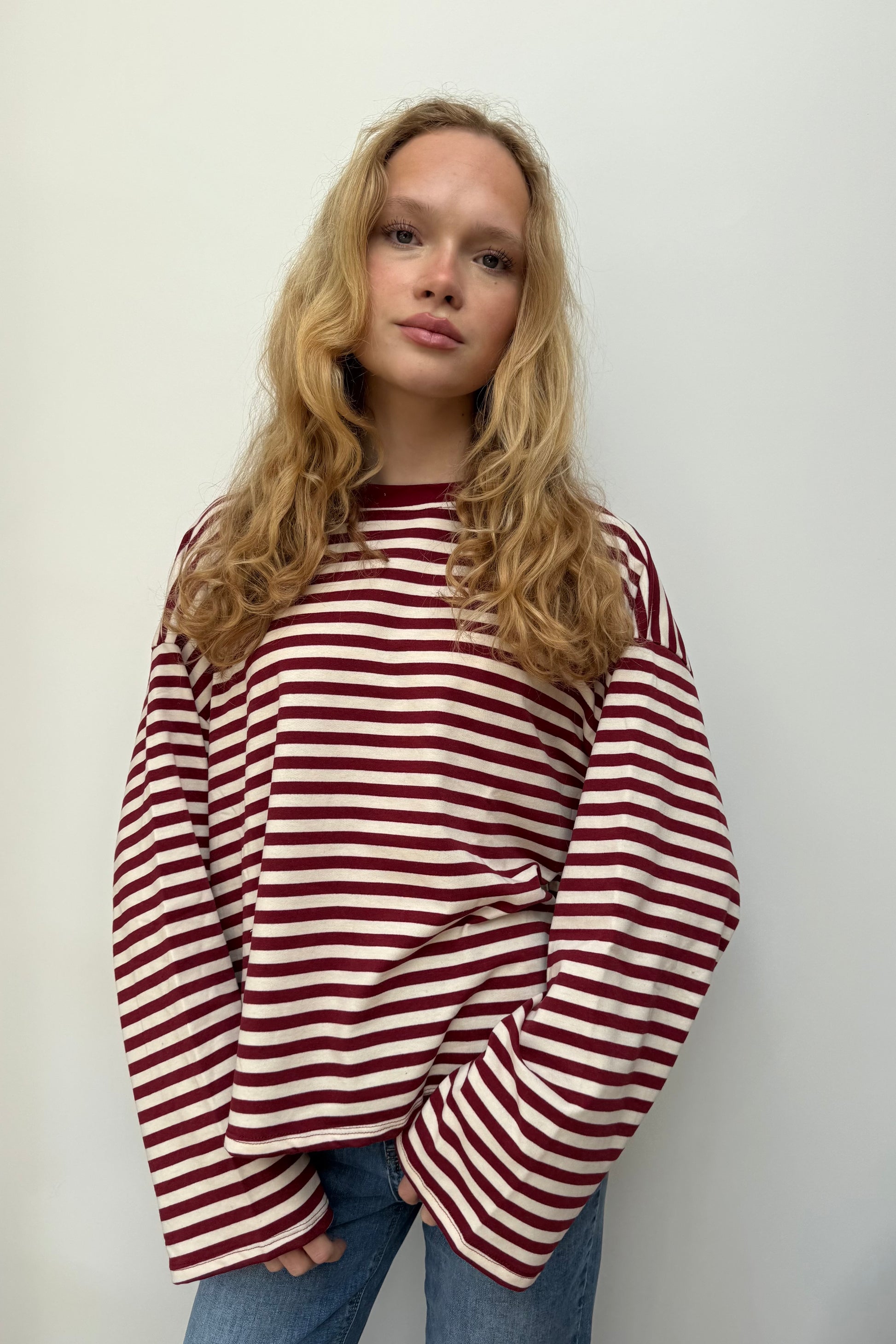 Anna Crewneck -Bordeaux - Øst London