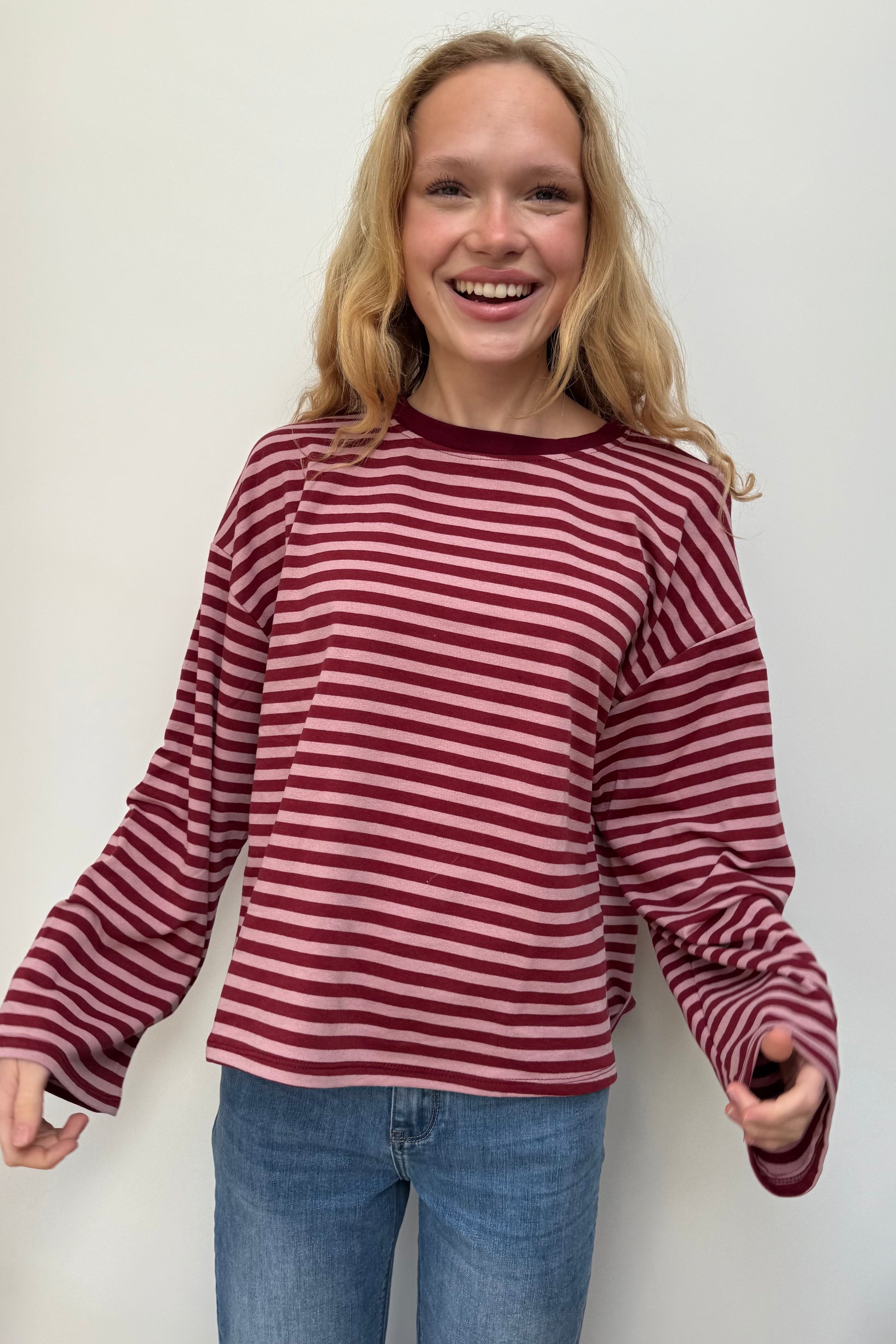 Anna Crewneck -Pink/Red - Øst London