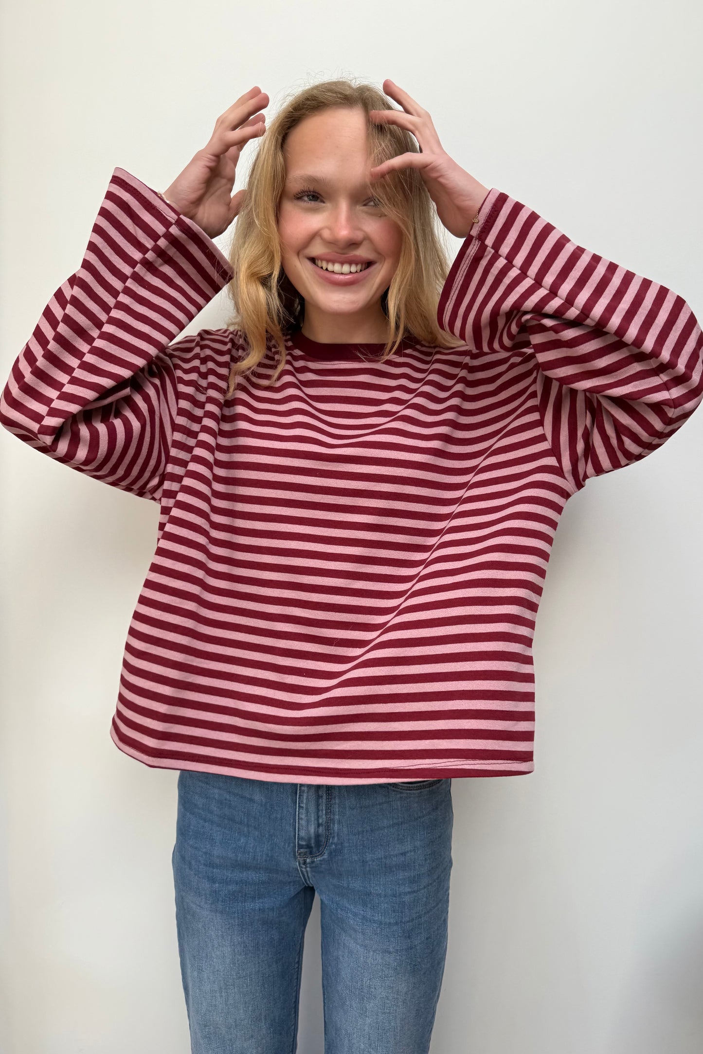 Anna Crewneck -Pink/Red - Øst London