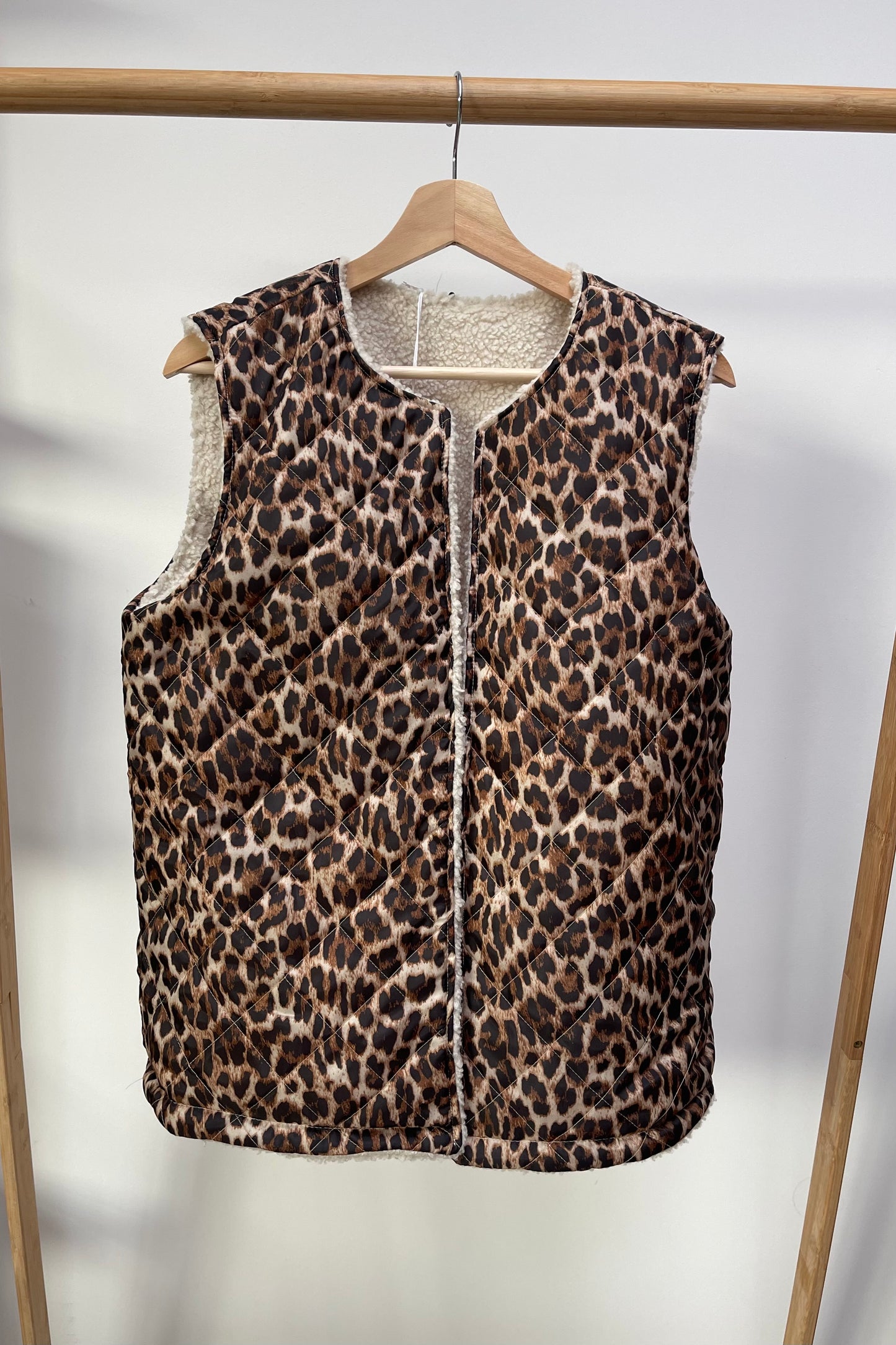 Reversible Leopard Teddy Gilet