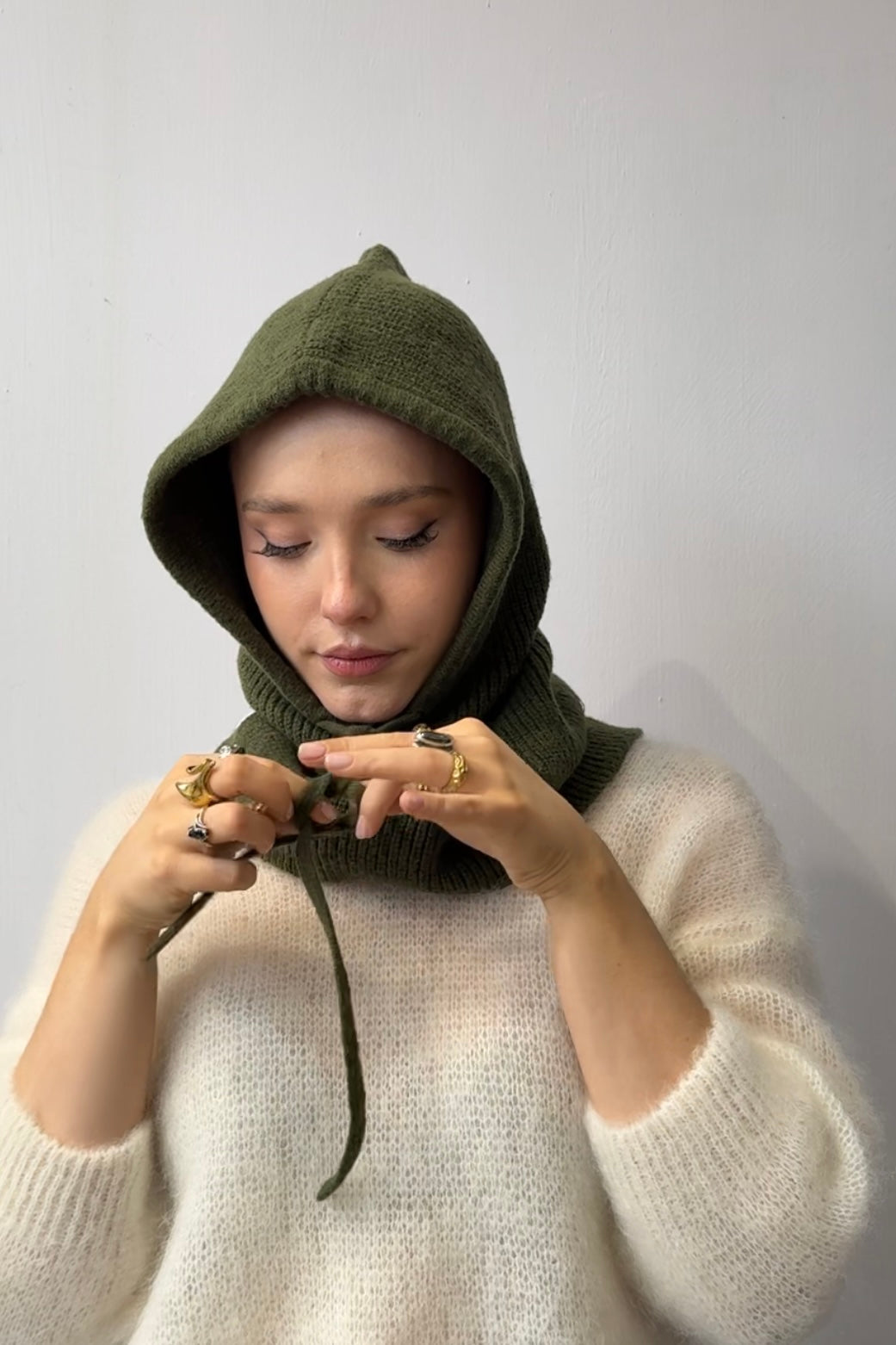 Rikke Cashmere Balaclava -Khaki - Øst London