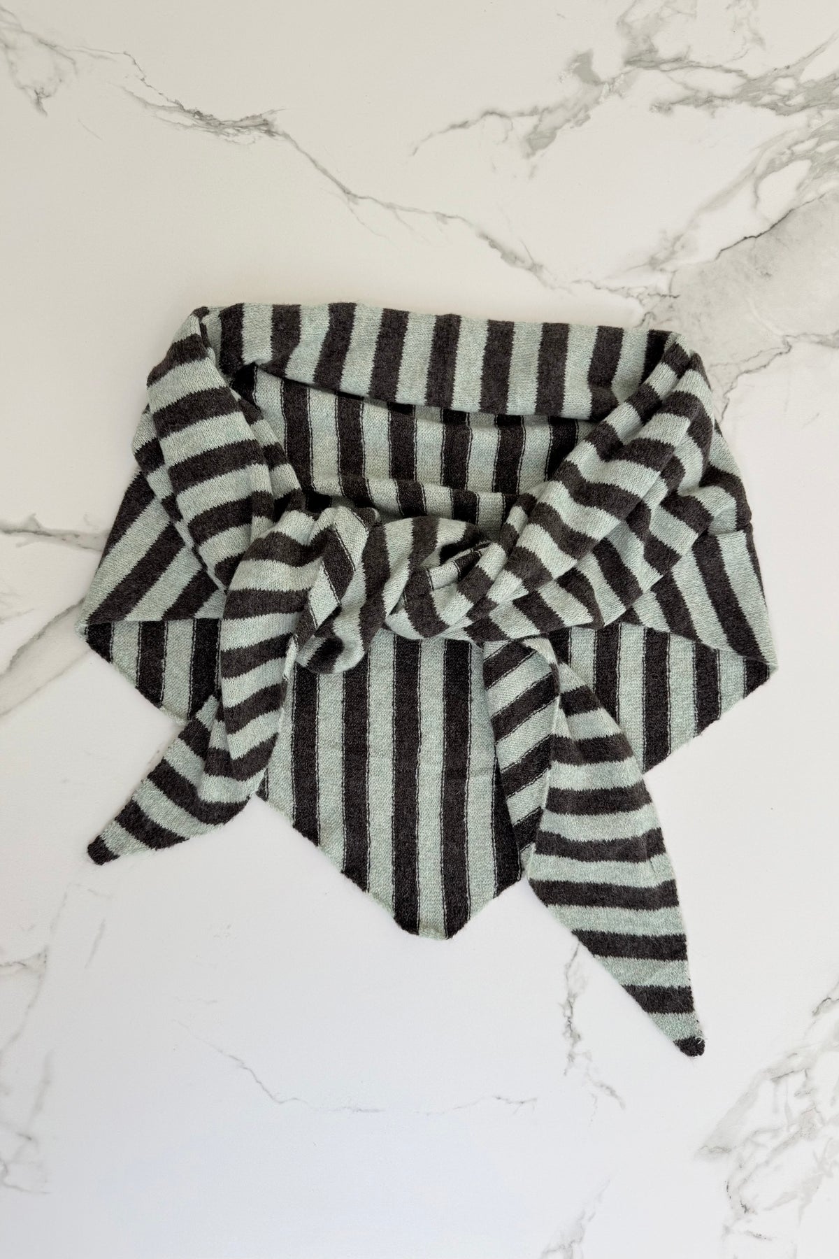 Nordic Stripe Triangel Scarf -Khaki/Mint