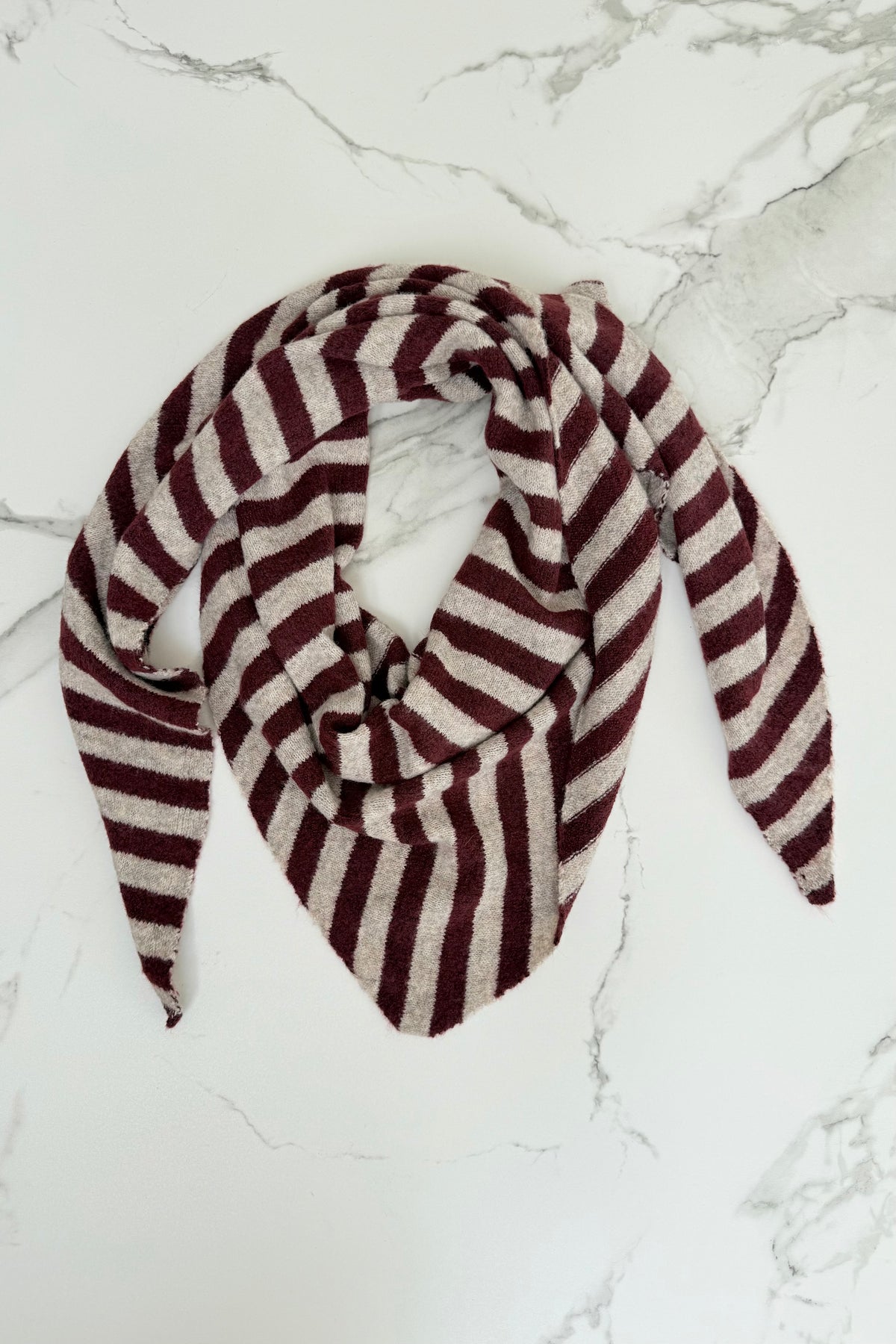 Nordic Stripe Triangel Scarf -Bordeaux/Taupe