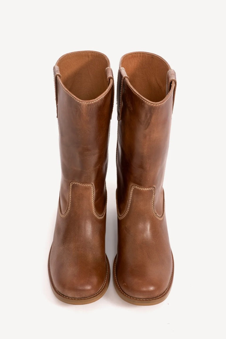 Julia Gaucho Boot in Conac Escovado Leather