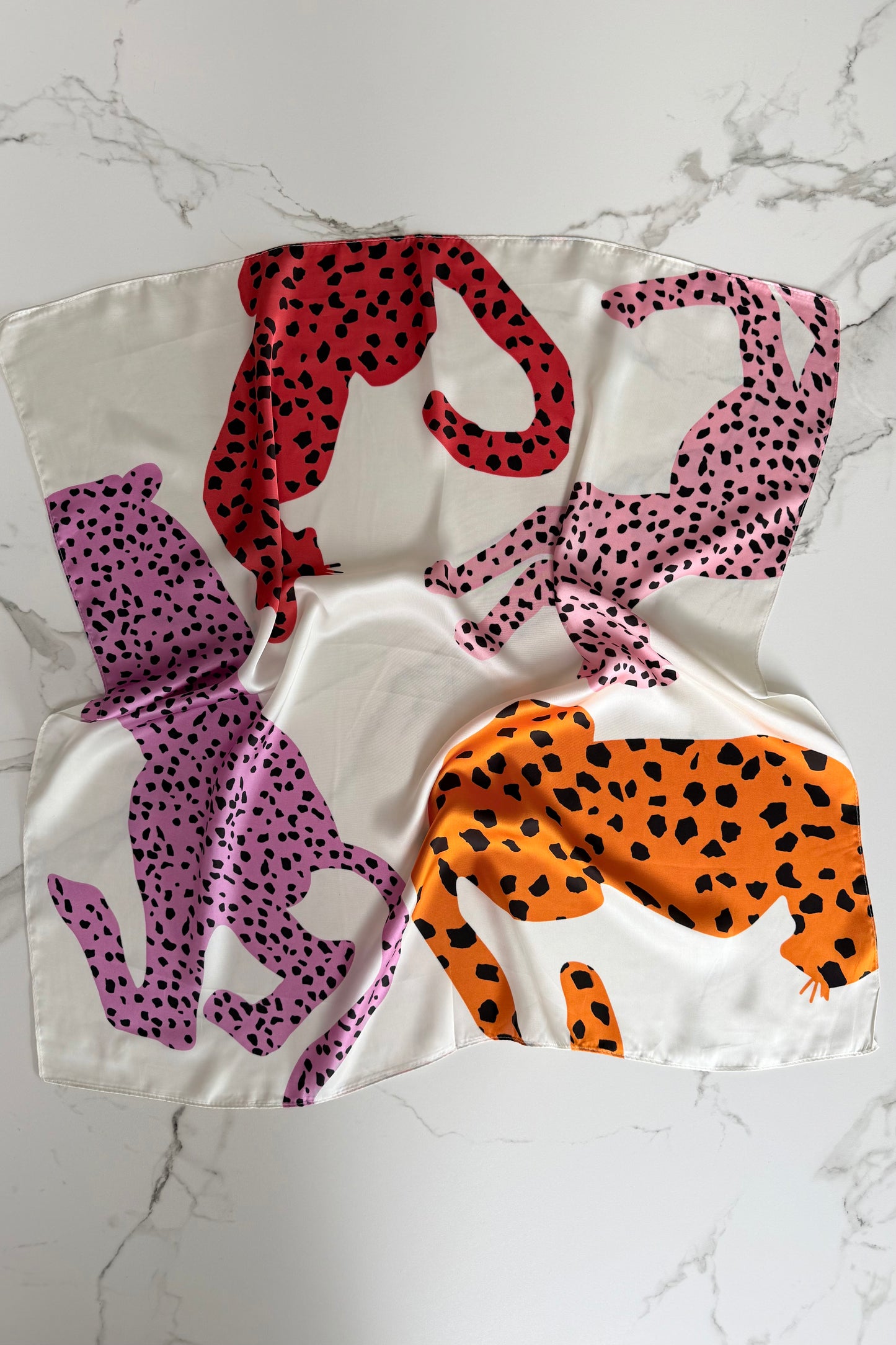 Vilja Silk Scarf -Leopard Orange/Pink - Øst London