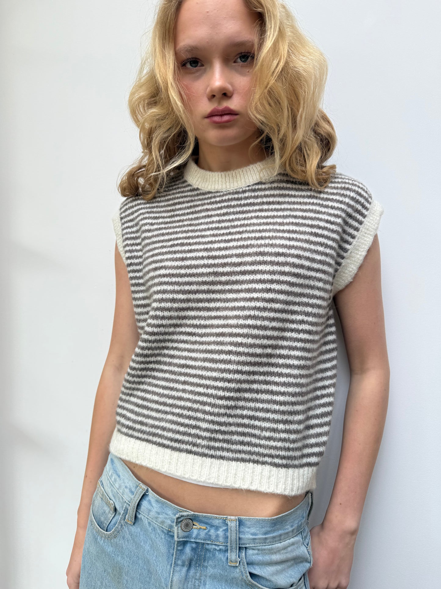 Alma Wool Vest -Cream