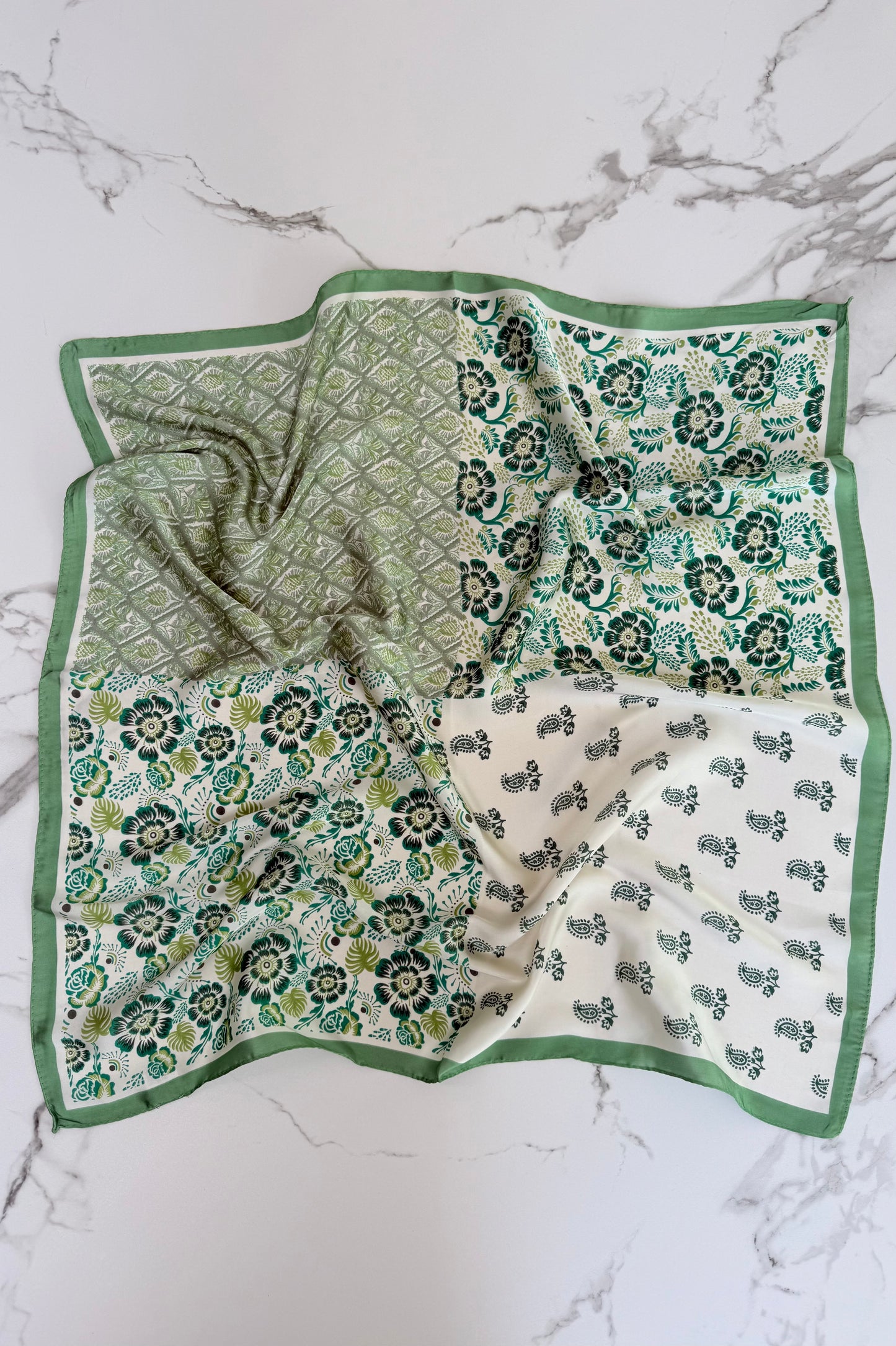 Vilja Silk Scarf -Flower Green - Øst London