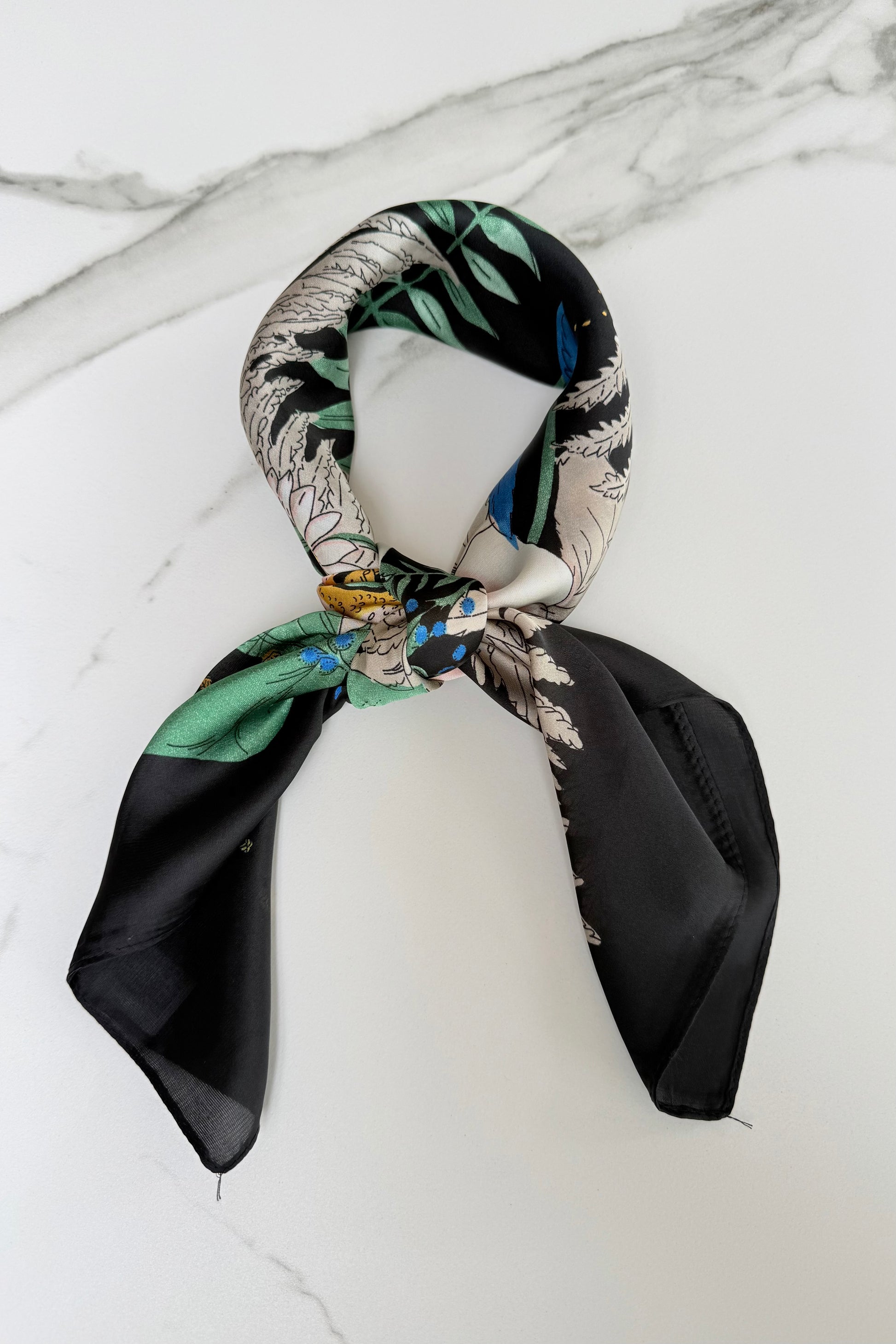 Vilja Silk Scarf -Flower Black - Øst London