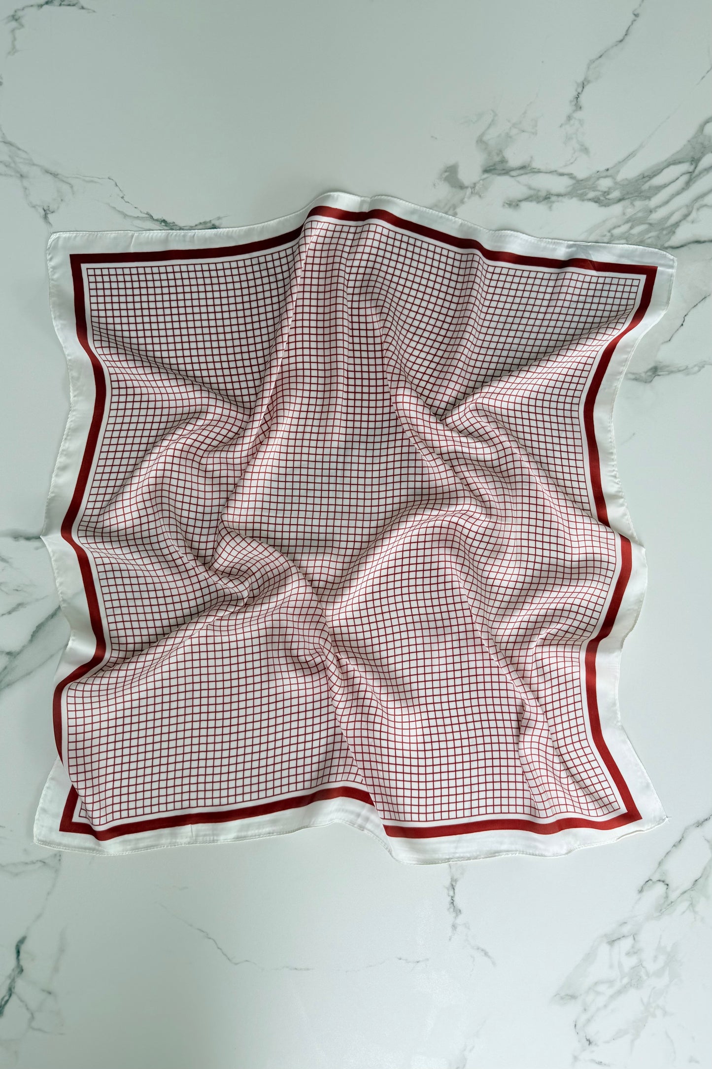 Vilja Silk Scarf -Grid Red - Øst London