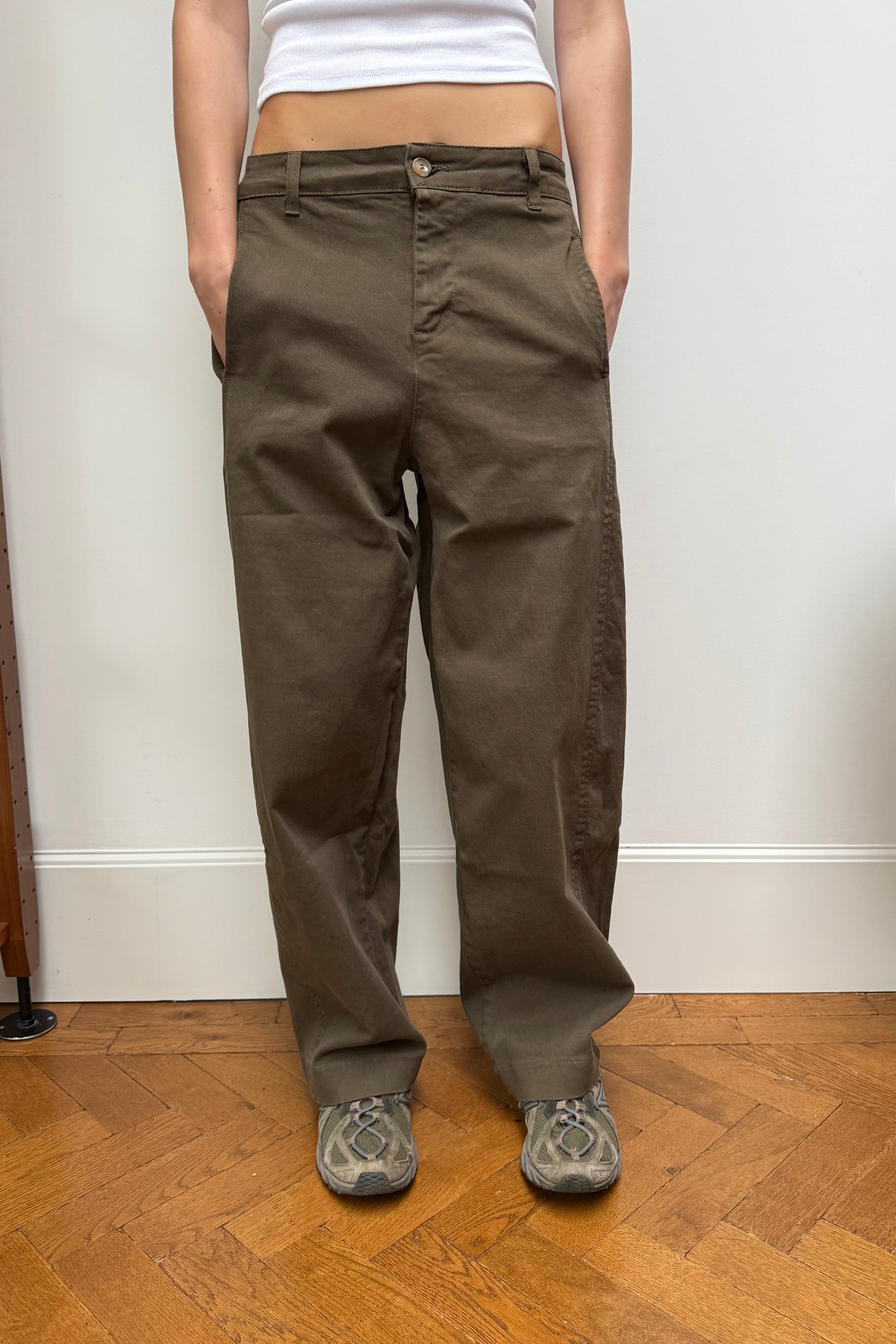 Lisa Barrel Trousers -Khaki