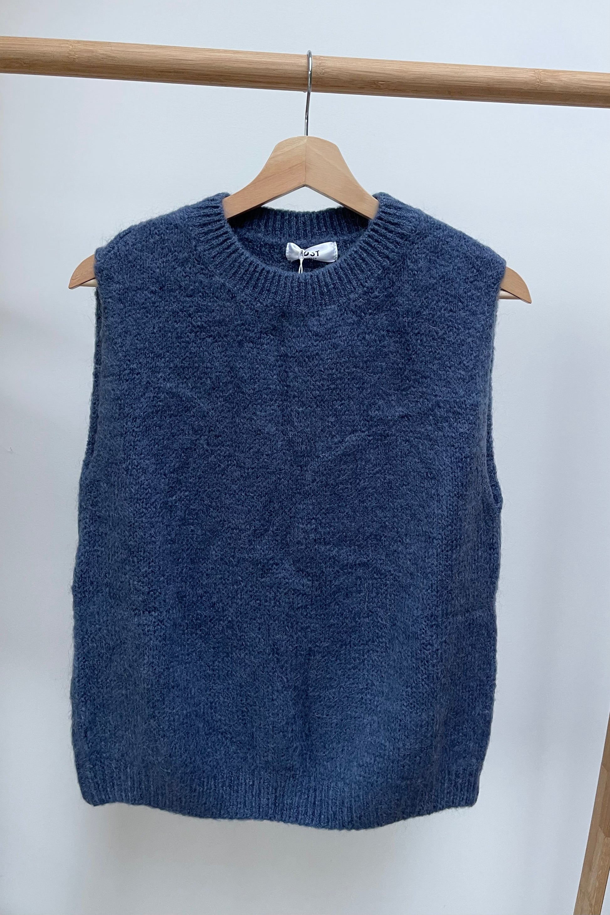 Mohair waistcoat round neck Blue