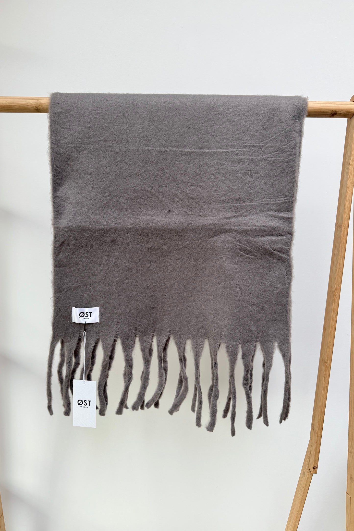 Pernille Oversized Scarf -Dark Grey