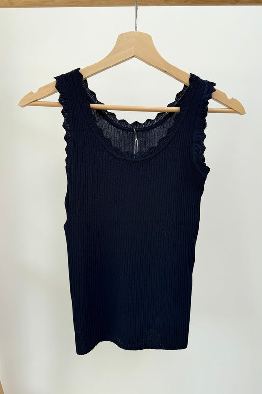 Andrea Tank Top -Navy - Øst London