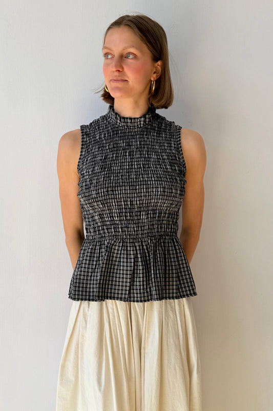 Leonora Smocked Blouse Sleeveless -Black - Øst London