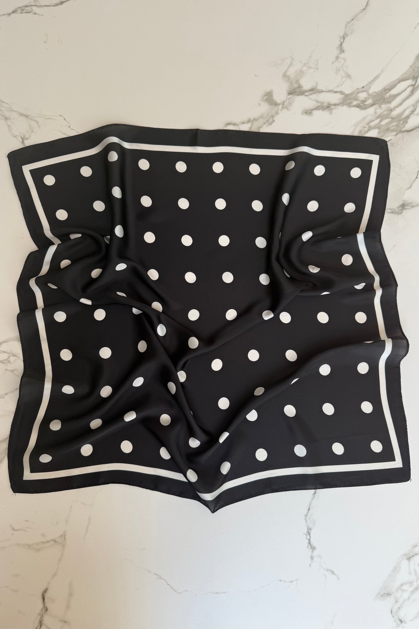 Vilja Scarf -Black Polka Dots