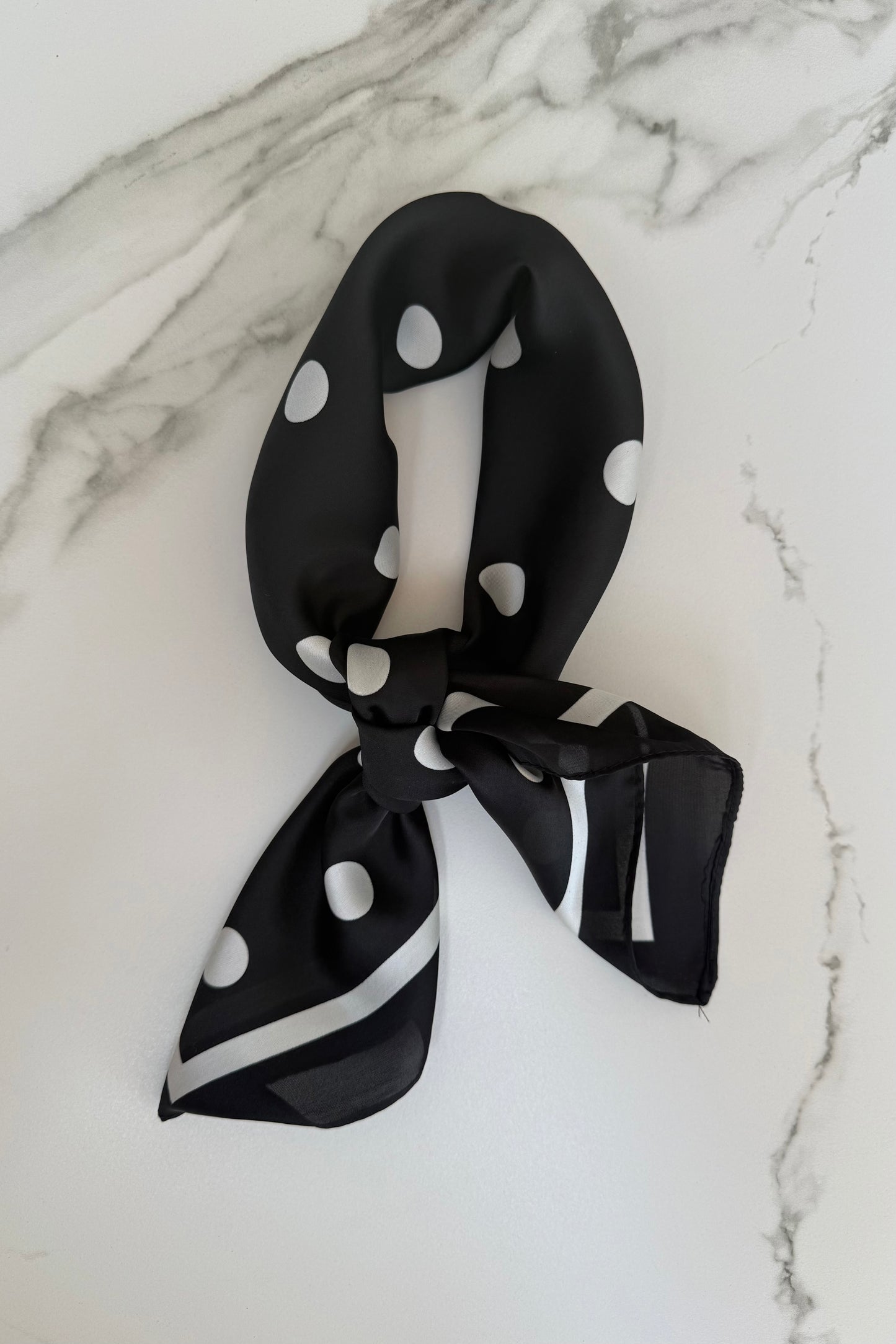 Vilja Scarf -Black Polka Dots