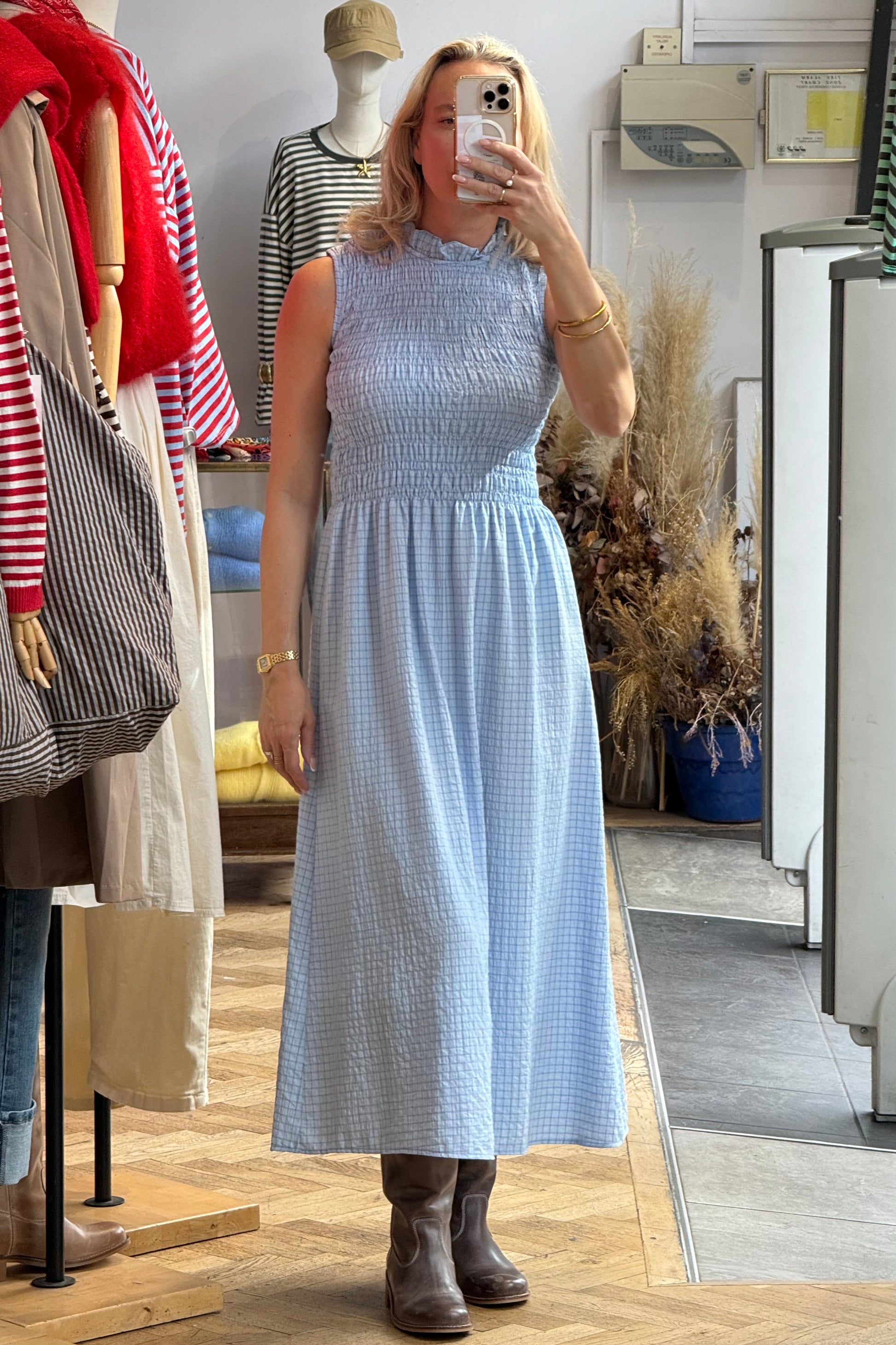 Leonora Smocked Dress -Blue - Øst London