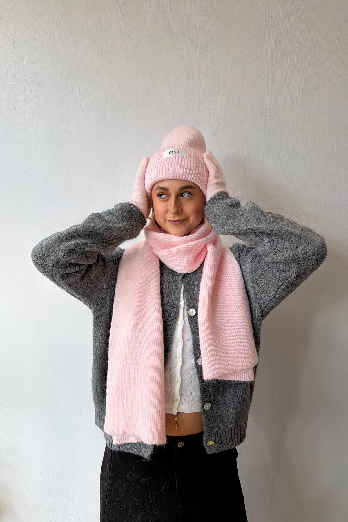 Clara Angora Beanie -Light Pink - Øst London