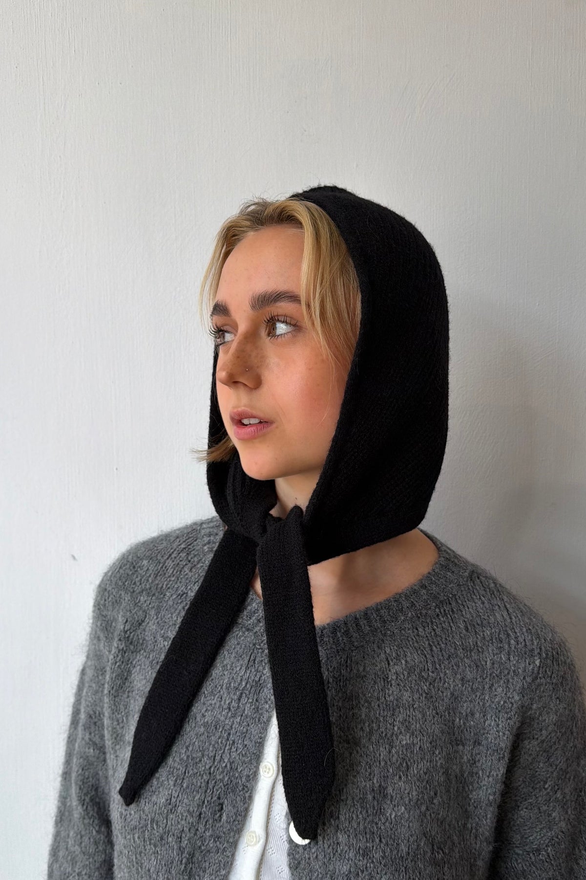 Sonja Bonnet -Black
