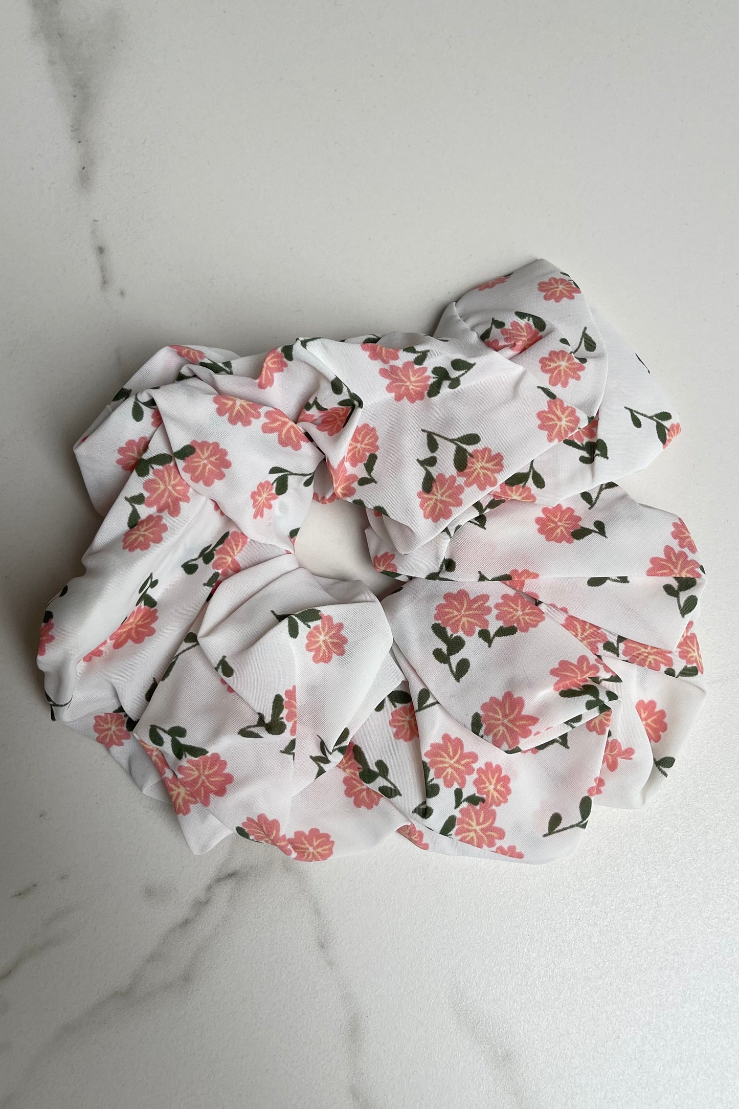 Viola Mega Scrunchie