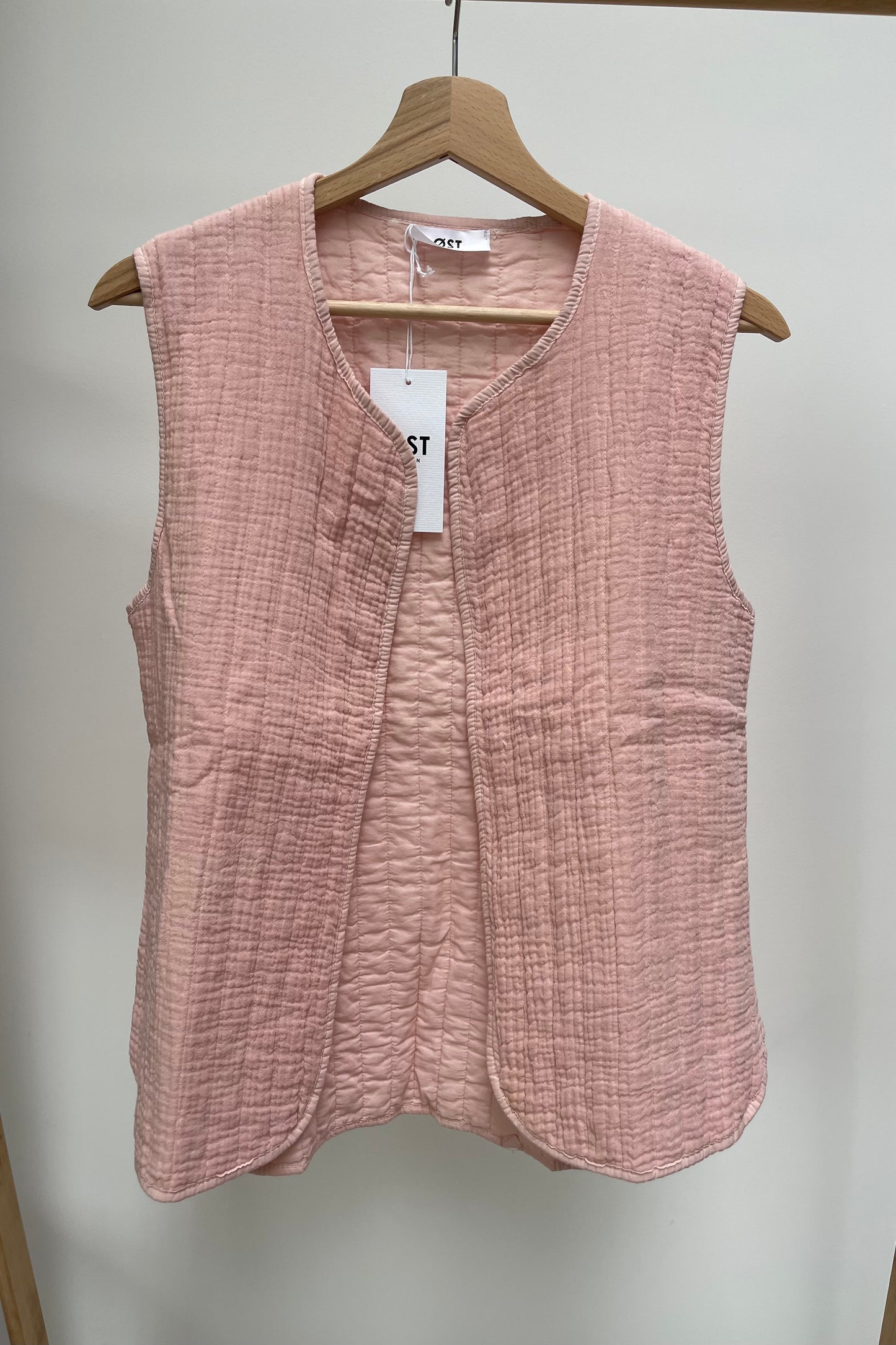 Asta Quilted Vest-Pale Pink