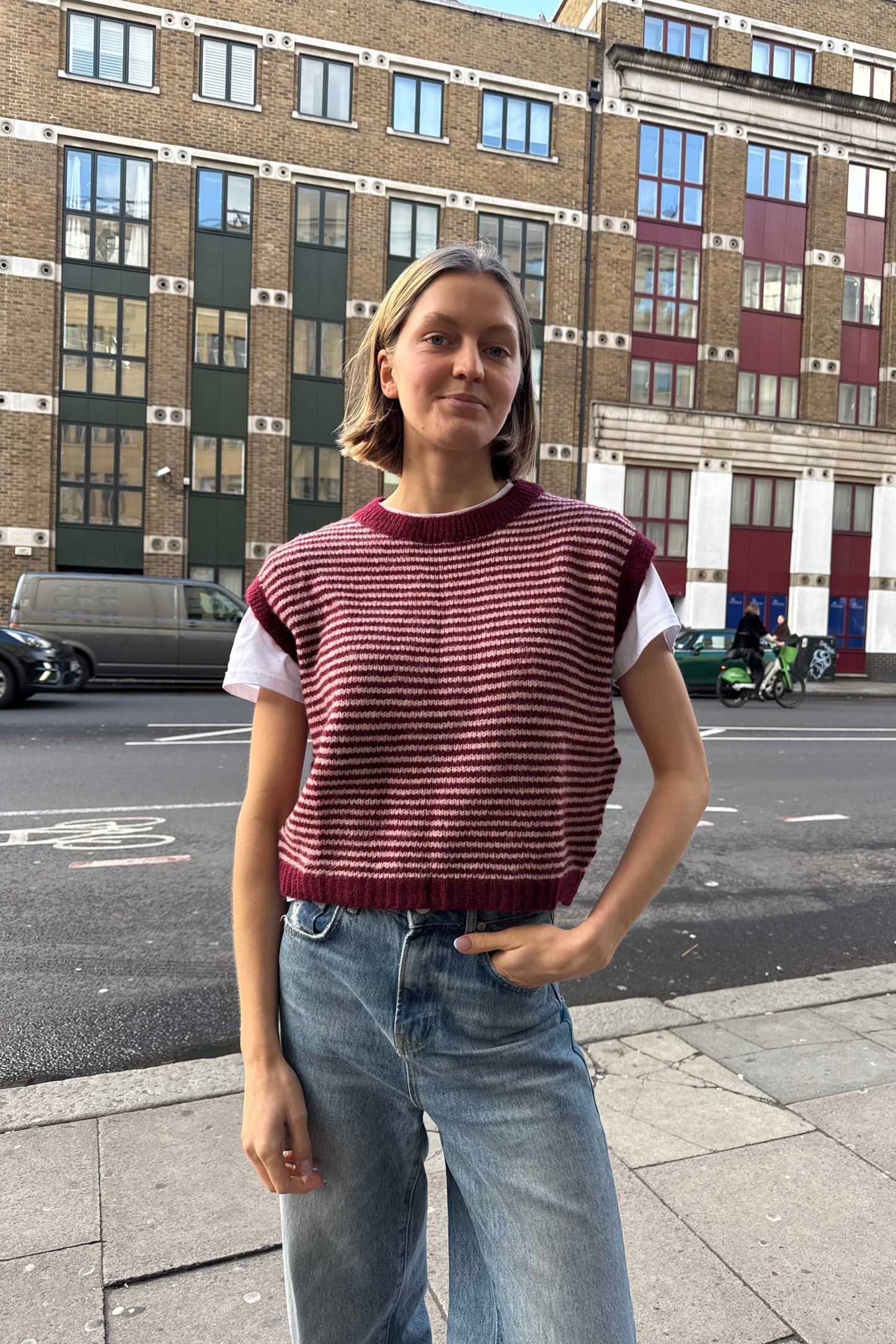 Alma Wool Vest -Burgundy