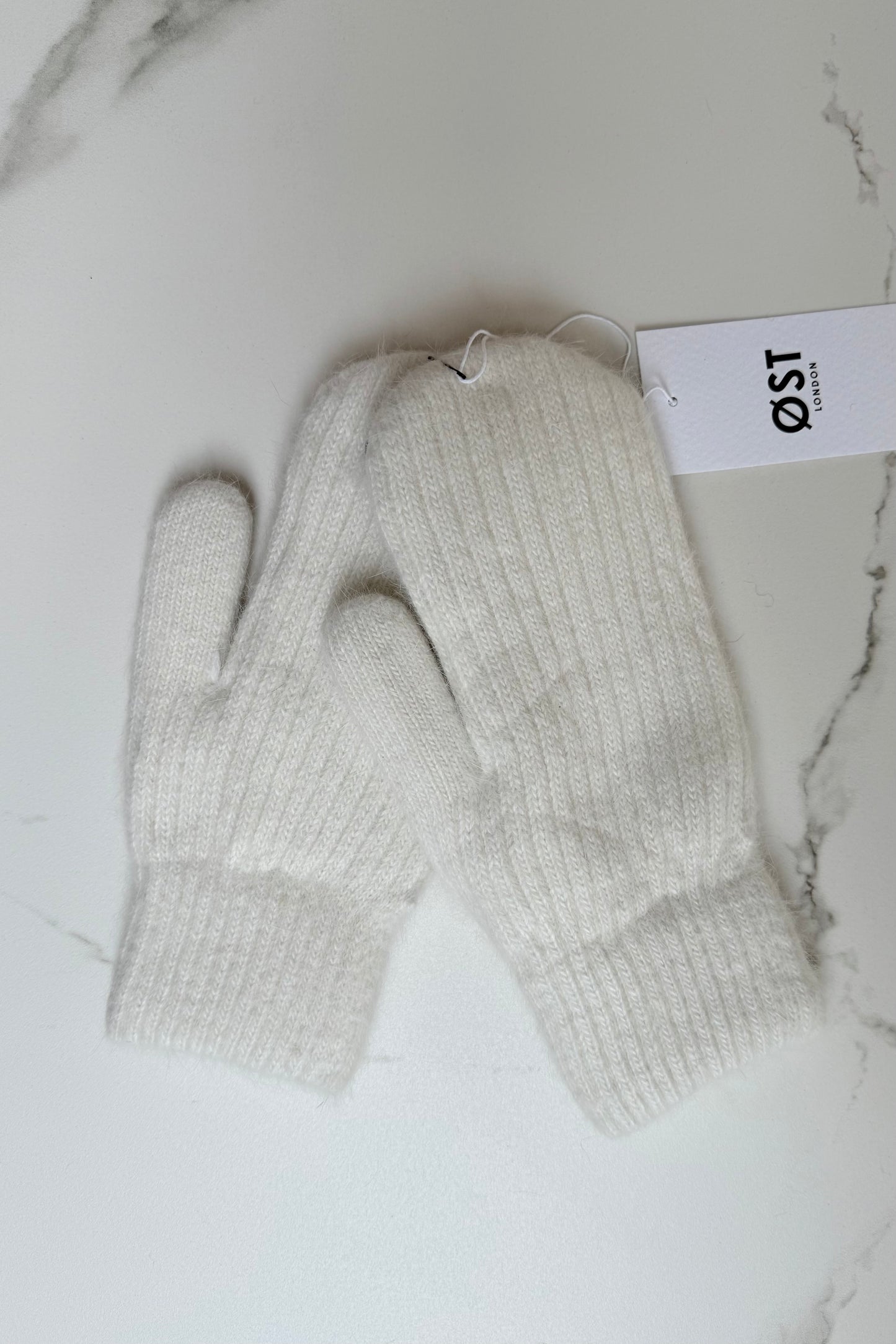 Fluffy Angora Mittens -Vanilla