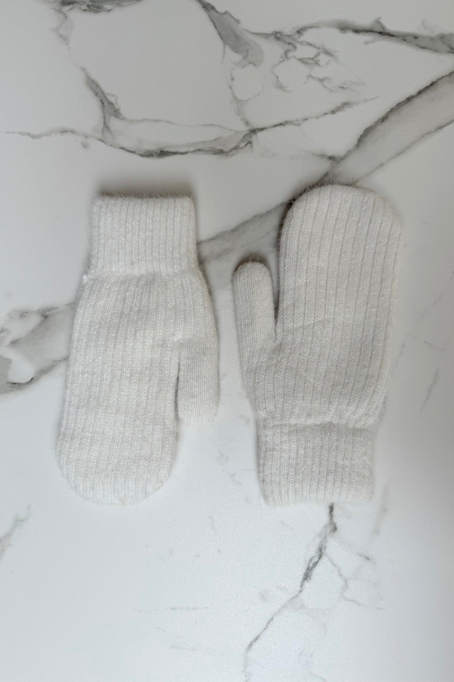 Fluffy Angora Mittens -Vanilla