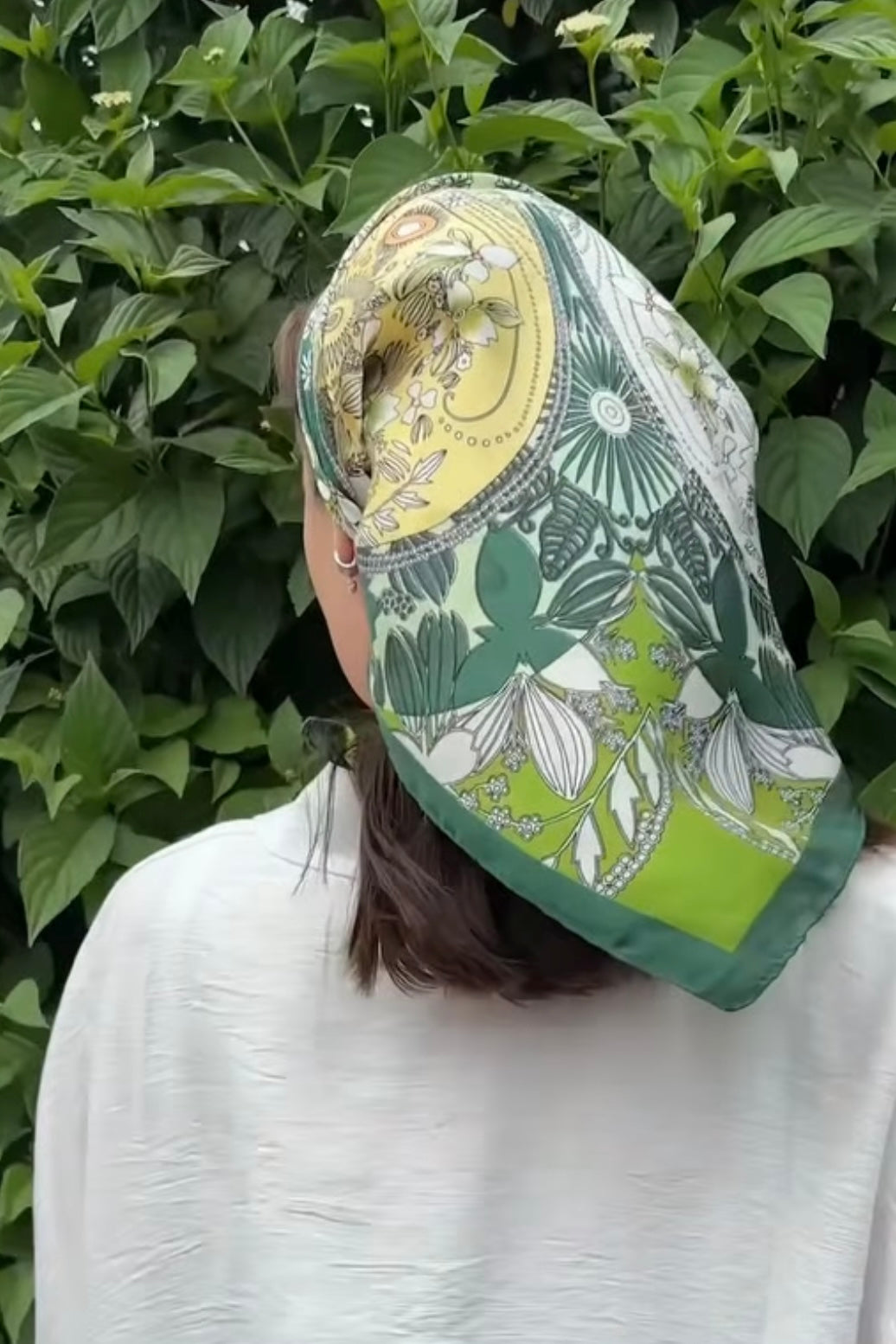 Vilja Scarf -Green Harts