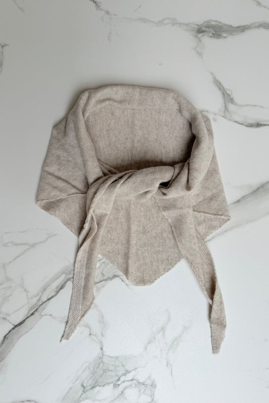 Dina Cashmere Triangle Scarf -Oat
