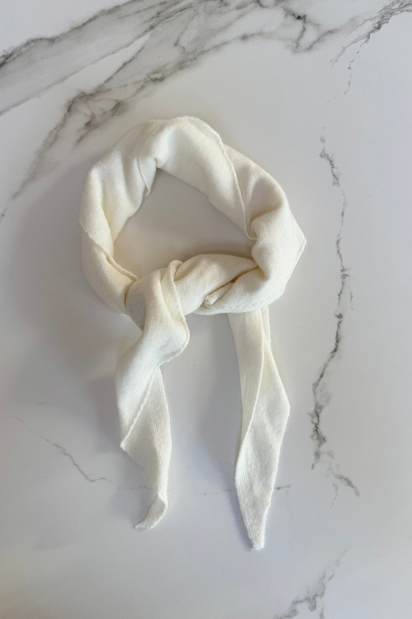 Dina Cashmere Triangle Scarf -Cream