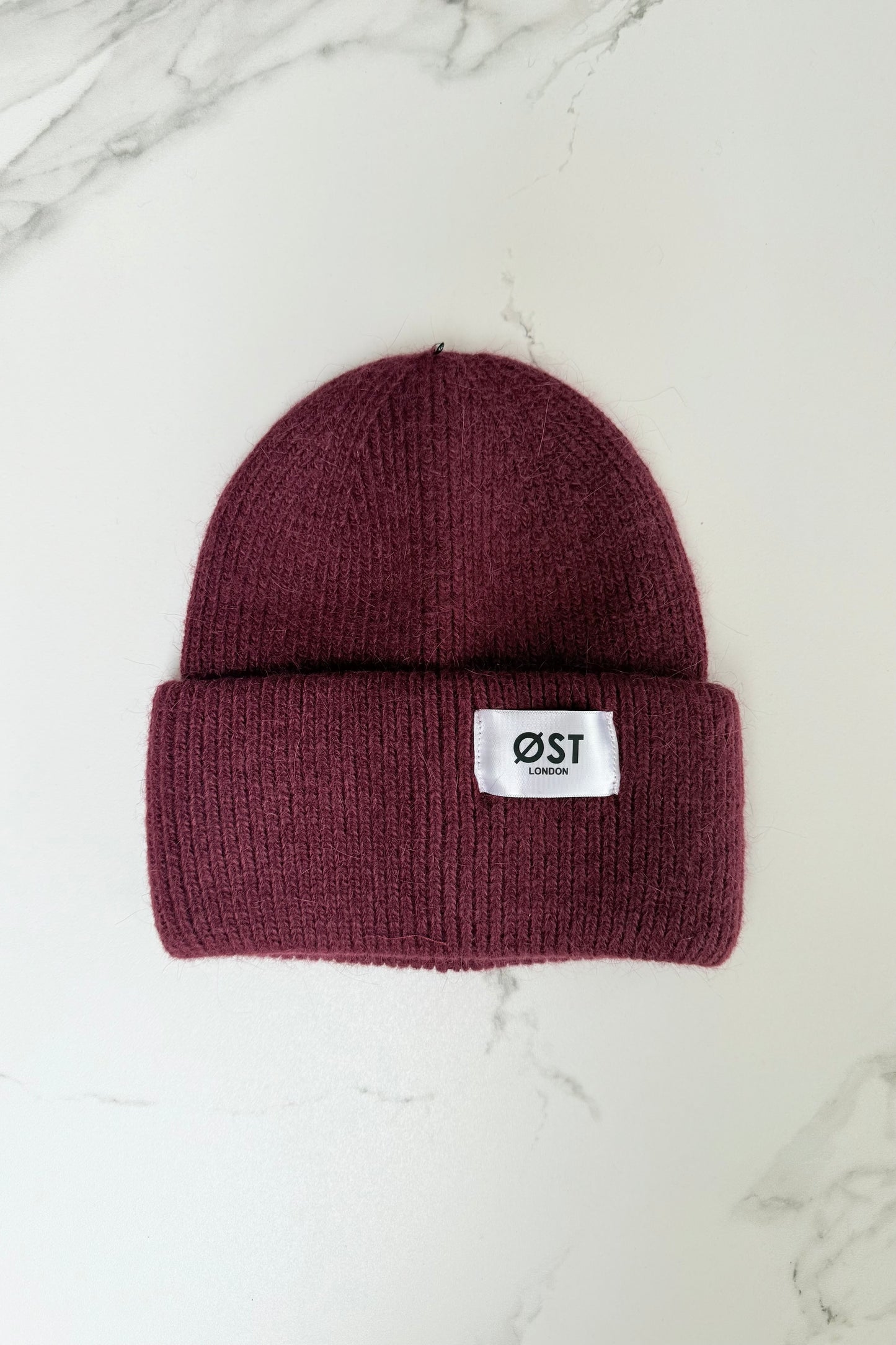 Clara Angora Beanie  -Burgundy - Øst London