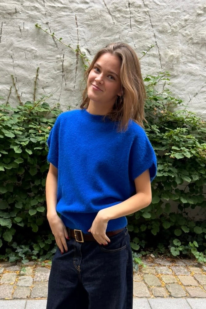 Mette Vest -Royal