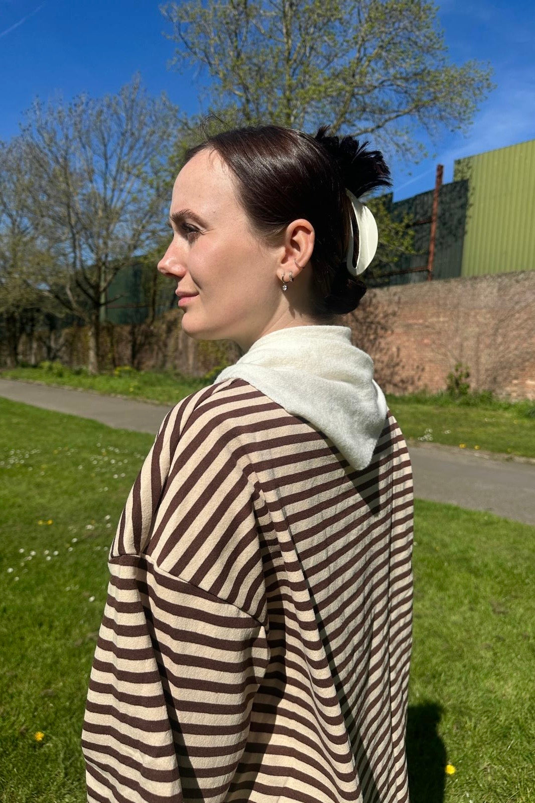 Dina Cashmere Triangle Scarf -Cream - Øst London