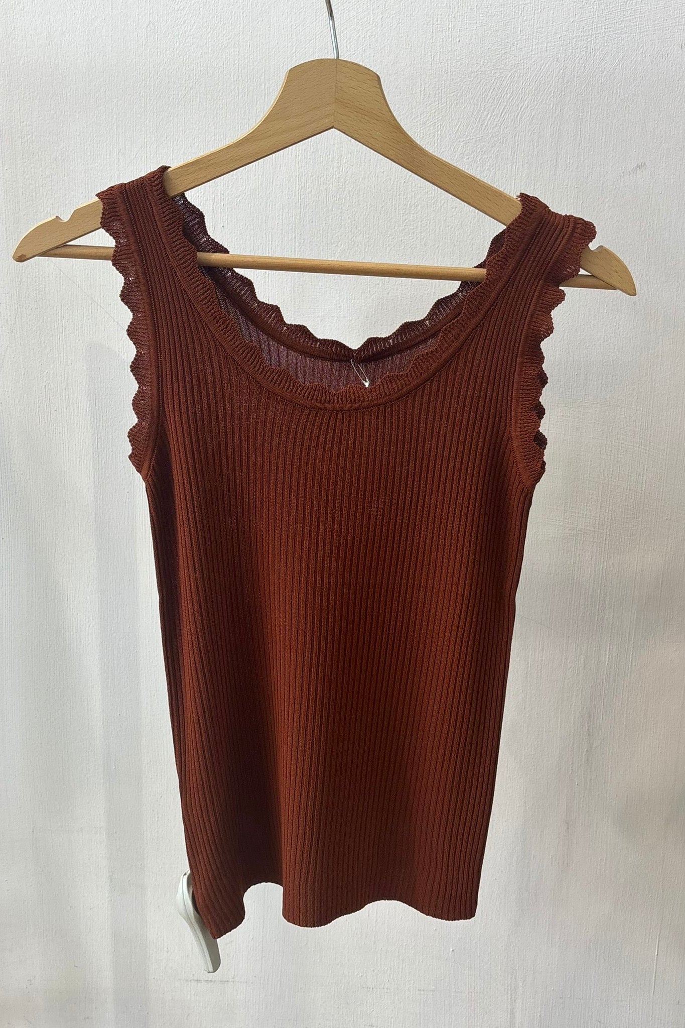 Andrea Tank Top -Rust - Øst London