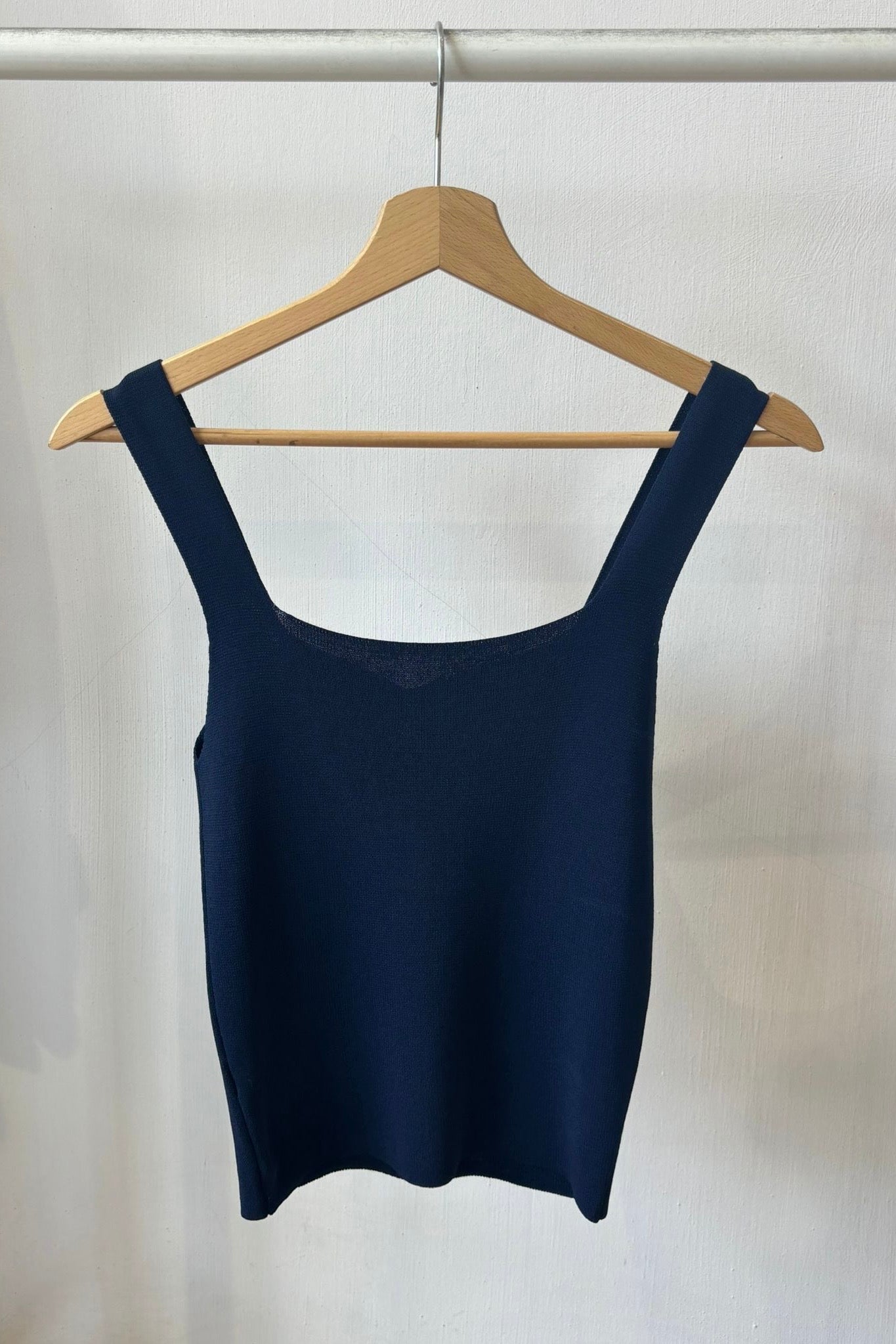 Molly Top -Navy - Øst London