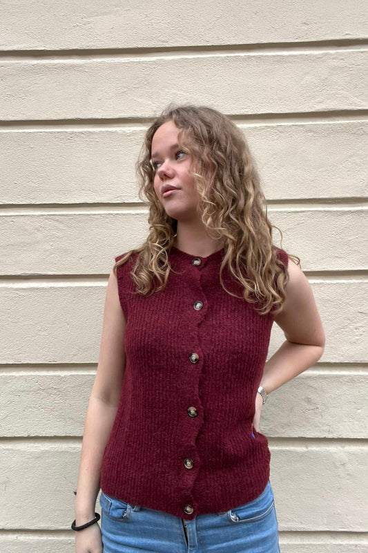 Wool waistcoat buttons round neck Bordeaux  