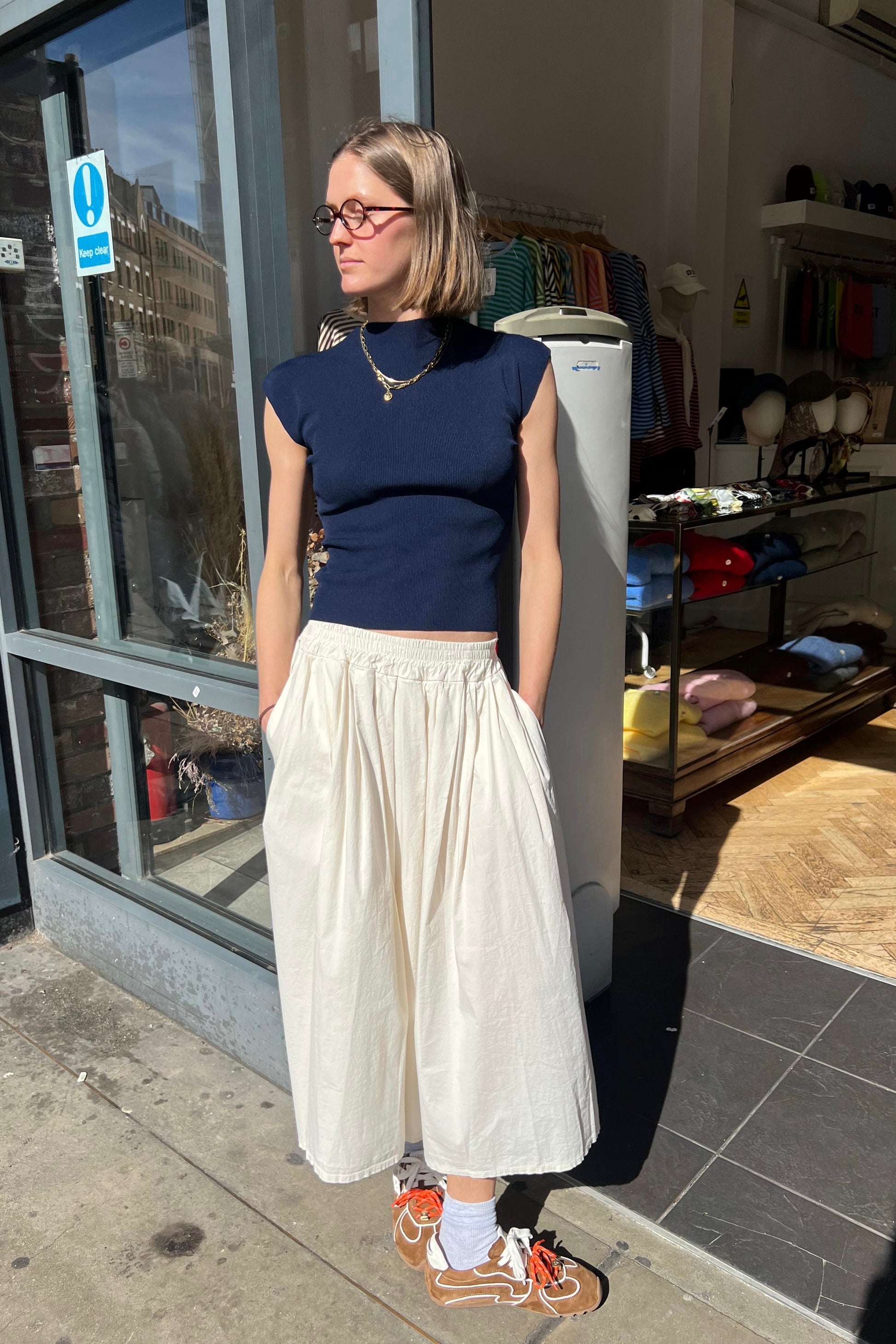 Malene Medi Skirt -Cream - Øst London