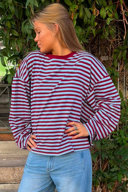 Anna Crewneck -Burgundy/Blue