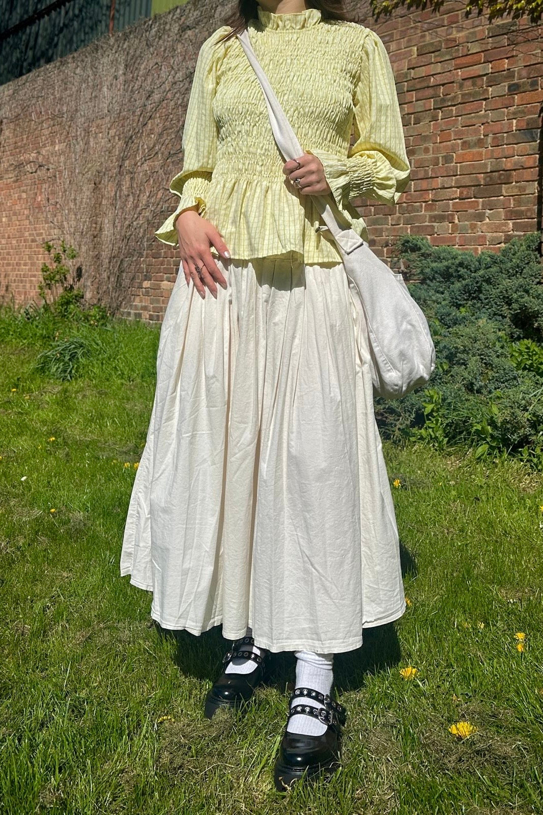 Leonora Smocked Blouse -Lemon - Øst London