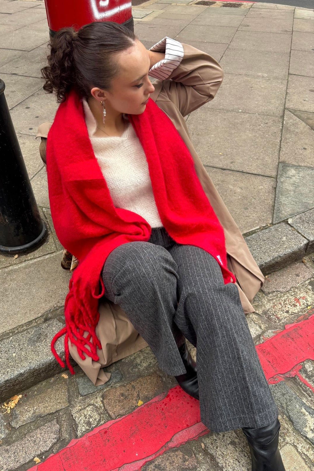 Pernille Oversized Scarf -Red