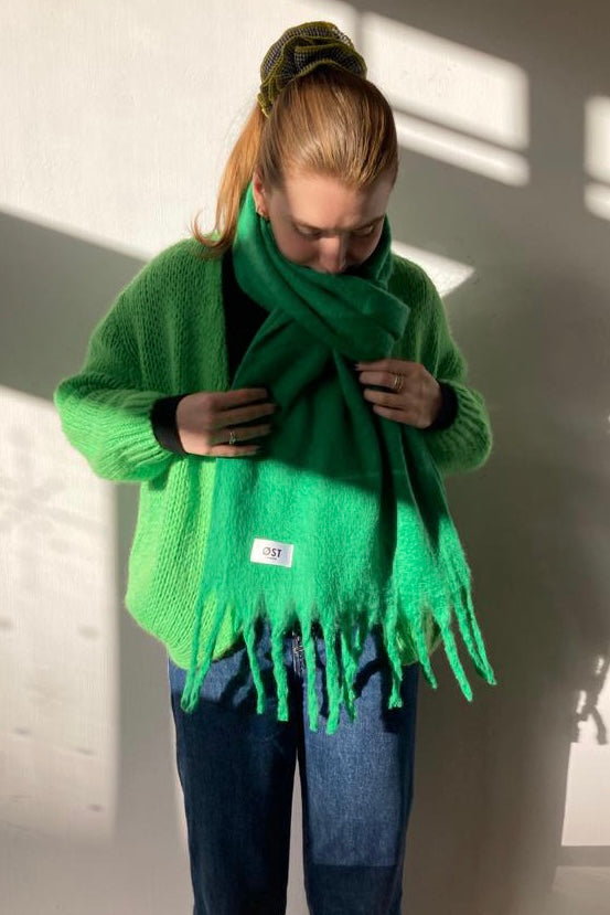 Oversized soft winter scarf Green